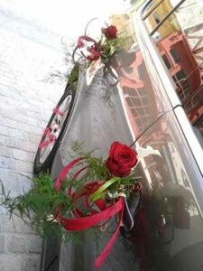 decoration-sur-portiere-de-voiture