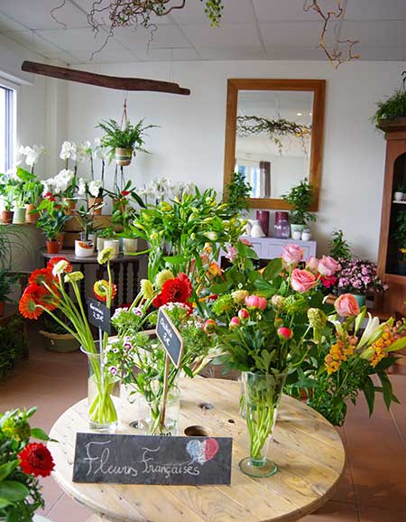 fleurs francaises en vente chez brindille-artisan fleuriste à chargé